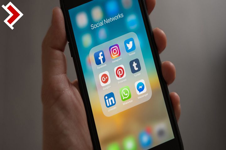 التواجد على الشبكات الاجتماعية